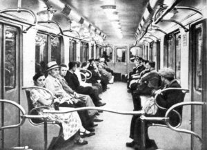 вагон советского метро